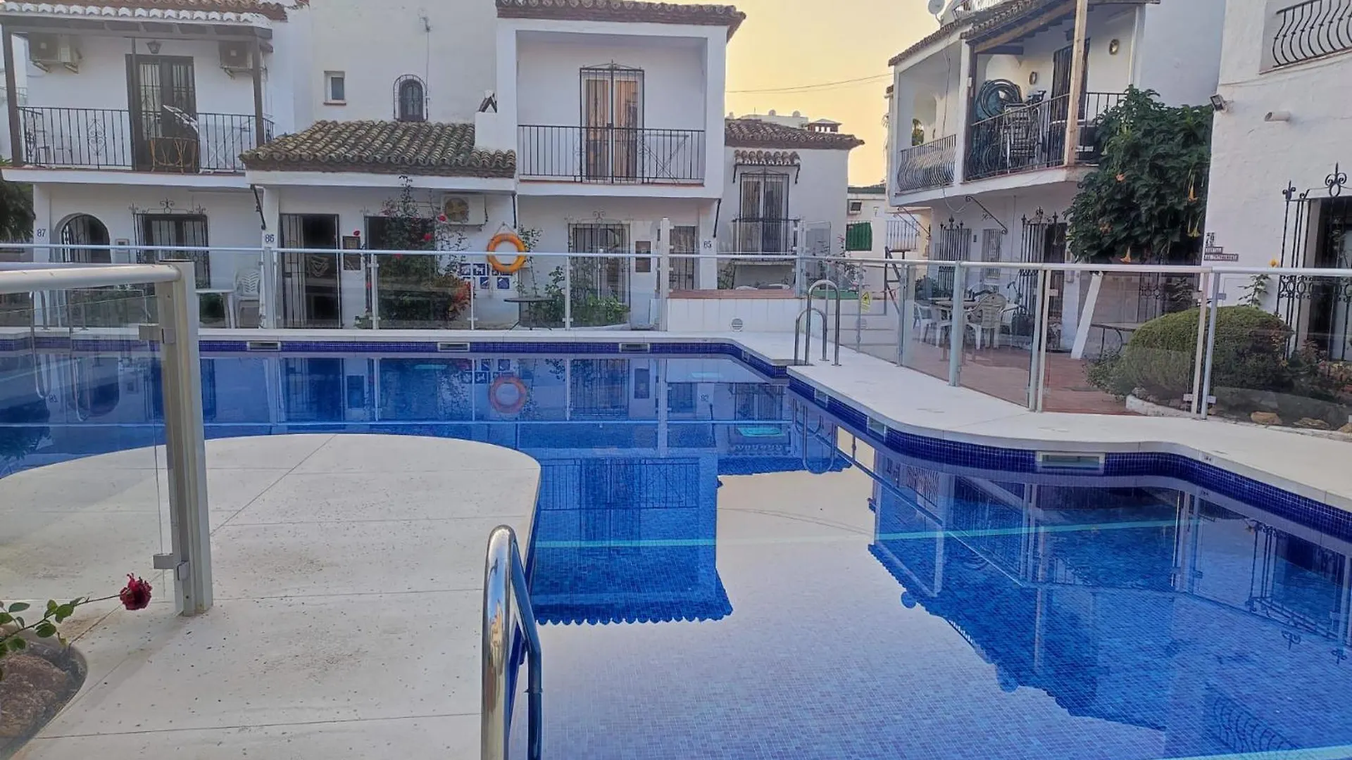 Villa Nueva Nerja 22 Menyber